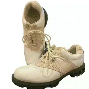 New Balance WG1275B
Golf Shoes Girls
Size 5 1/2 White-Beige
Champ Soft Spike